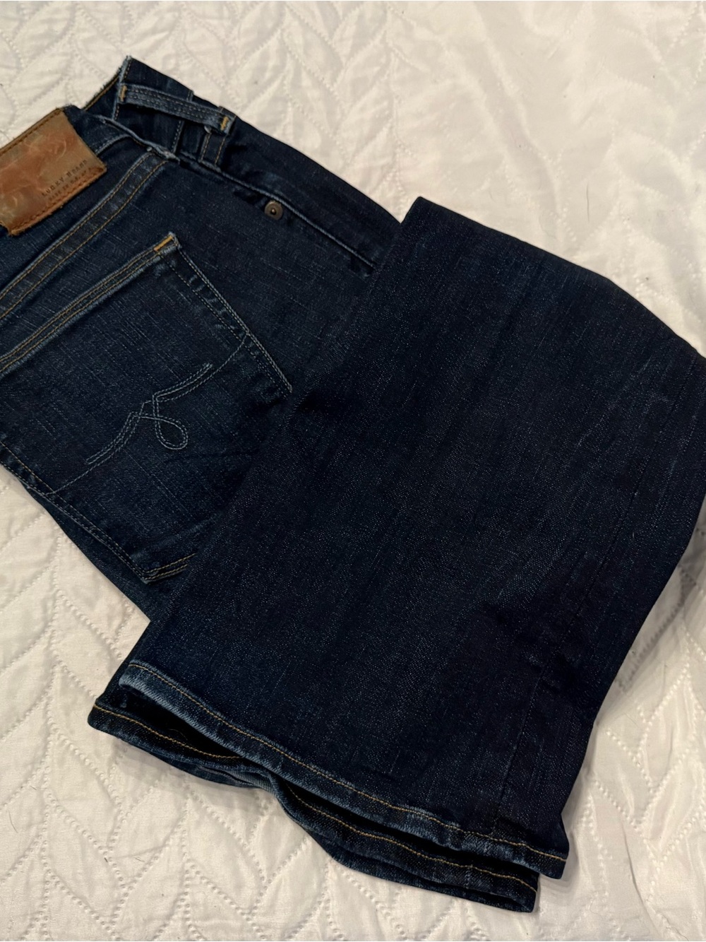 Lucky Brand Women’s Dark Indigo Straight Jeans